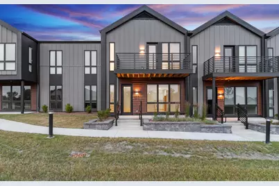 9378 S Alder Pl #103, Oak Creek, WI 53154 - Photo 3