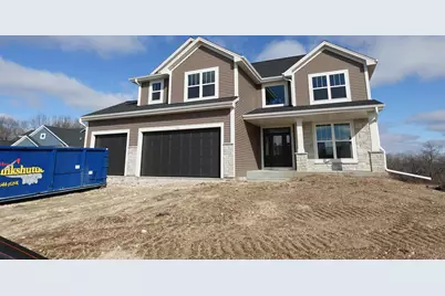 511  Woodside Ct, West Bend, WI 53095 - Photo 1