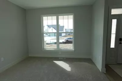 511  Woodside Ct, West Bend, WI 53095 - Photo 29