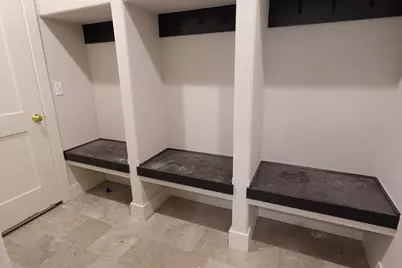 511  Woodside Ct, West Bend, WI 53095 - Photo 21