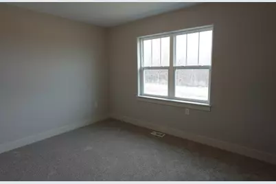 511  Woodside Ct, West Bend, WI 53095 - Photo 43