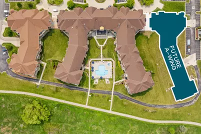 4100 S Lake Dr #320, Saint Francis, WI 53235 - Photo 3