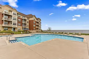4100 S Lake Dr, Saint Francis, WI 53235 - Photo 17
