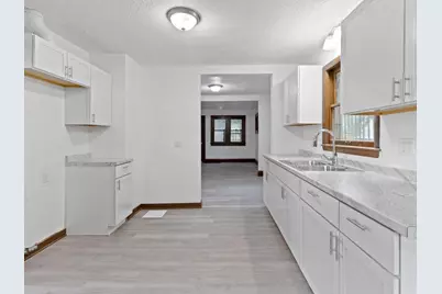 5751 N 38th St, Milwaukee, WI 53209 - Photo 3