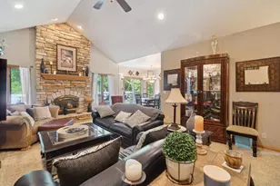 N3131 Center St, Geneva, WI 53147 - Photo 7