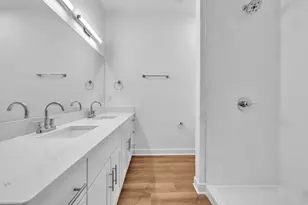 9352 S Alder Pl, Oak Creek, WI 53154 - Photo 13