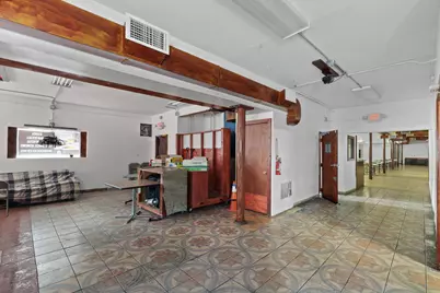 2007 W Forest Home Ave #2011, Milwaukee, WI 53215 - Photo 17