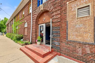 2007 W Forest Home Ave #2011, Milwaukee, WI 53215 - Photo 3