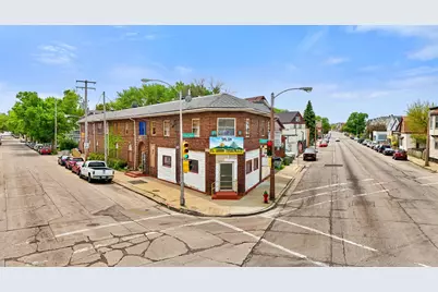 2007 W Forest Home Ave #2011, Milwaukee, WI 53215 - Photo 1