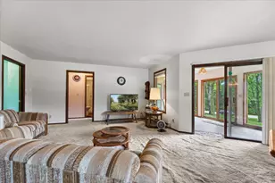 4294 Bonmaur Terrace, Hartford, WI 53086 - Photo 7