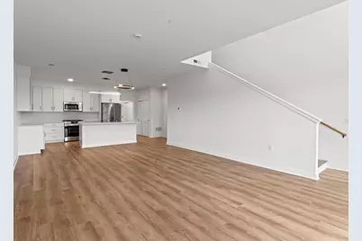 9352 S Alder Pl #105, Oak Creek, WI 53154 - Photo 7