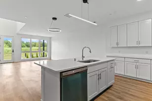 9352 S Alder Pl, Oak Creek, WI 53154 - Photo 5