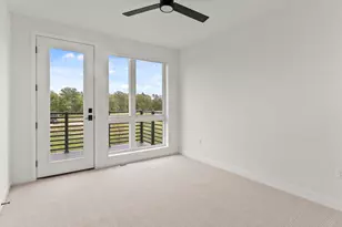 9352 S Alder Pl, Oak Creek, WI 53154 - Photo 13