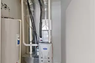 9352 S Alder Pl, Oak Creek, WI 53154 - Photo 25