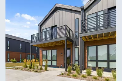 4199 E Hemlock Dr #108, Oak Creek, WI 53154 - Photo 3