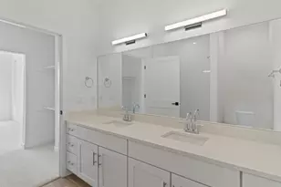 4199 E Hemlock Dr, Oak Creek, WI 53154 - Photo 17