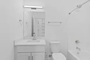 4199 E Hemlock Dr, Oak Creek, WI 53154 - Photo 23