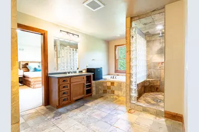 5305  Goldust Ct, Rockland, WI 54115 - Photo 35