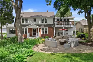 415 S Lake Shore Dr, Lake Geneva, WI 53147 - Photo 43