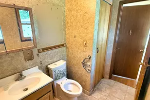 1228 Lakeview Ave, South Milwaukee, WI 53172 - Photo 11