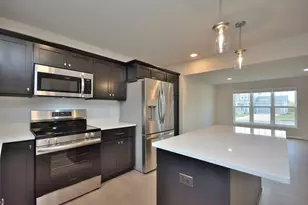 W198N5408 Boxwood Blvd, Menomonee Falls, WI 53051 - Photo 11