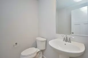 W198N5408 Boxwood Blvd, Menomonee Falls, WI 53051 - Photo 15