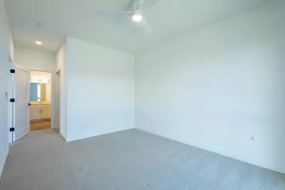 9378 S Alder Pl #101, Oak Creek, WI 53154 - Photo 9