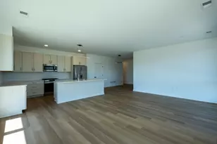 9378 S Alder Pl, Oak Creek, WI 53154 - Photo 3