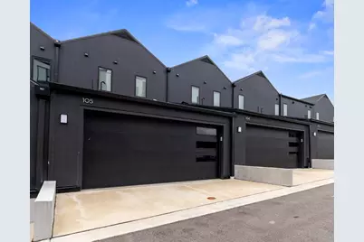 9378 S Alder Pl #105, Oak Creek, WI 53154 - Photo 27