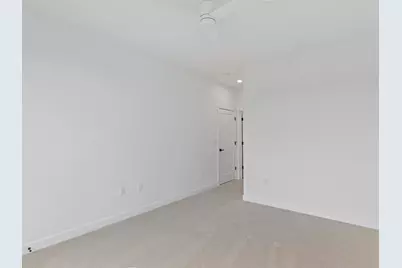 9378 S Alder Pl #104, Oak Creek, WI 53154 - Photo 11