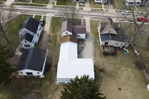 406 S College Ave, Fox Lake, WI 53933 - Photo 5