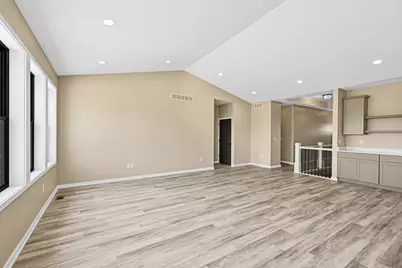 213  Cedar Ave, Delavan, WI 53115 - Photo 5