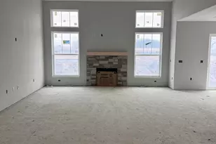 9938 Migratory Ln, Mequon, WI 53097 - Photo 9