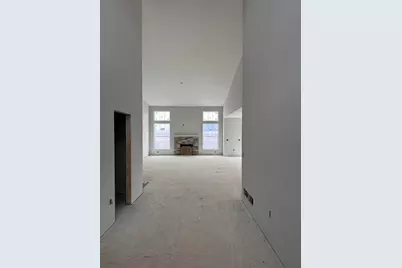 9938  Migratory Ln, Mequon, WI 53097 - Photo 3