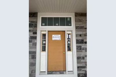 9938  Migratory Ln, Mequon, WI 53097 - Photo 15