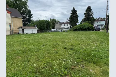 223 N 33rd St, Milwaukee, WI 53208 - Photo 3
