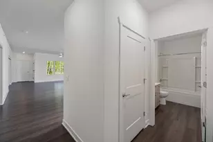 1811 W Wysteria Ln, Oak Creek, WI 53154 - Photo 15