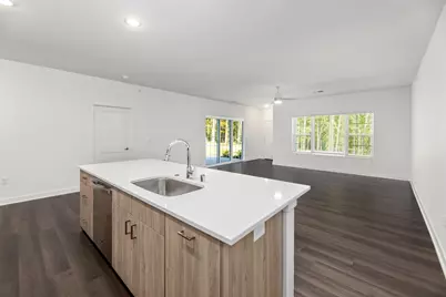 1811 W Wysteria Ln #605, Oak Creek, WI 53154 - Photo 7