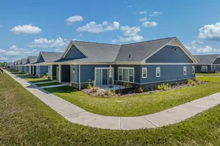 1811 W Wysteria Ln, Oak Creek, WI 53154 - Photo 3