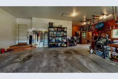 615  Fairway Cir, Jefferson, WI 53549 - Photo 69