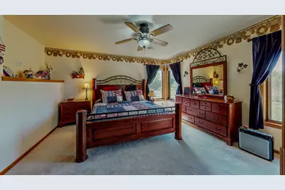 615  Fairway Cir, Jefferson, WI 53549 - Photo 33