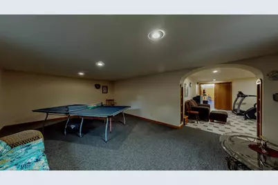 615  Fairway Cir, Jefferson, WI 53549 - Photo 65