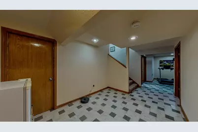 615  Fairway Cir, Jefferson, WI 53549 - Photo 57