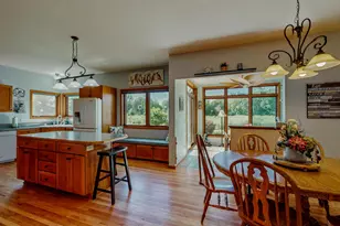 615 Fairway Cir, Jefferson, WI 53549 - Photo 9