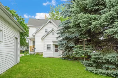 421  Amory St, Fond du Lac, WI 54935 - Photo 17