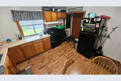 1319  Greenfield Ave, Sheboygan, WI 53081 - Photo 5