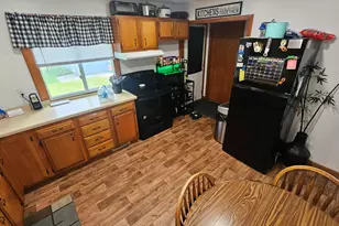 1319 Greenfield Ave, Sheboygan, WI 53081 - Photo 5