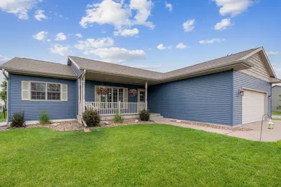 901  Winchester Ln, Holmen, WI 54636 - Photo 1