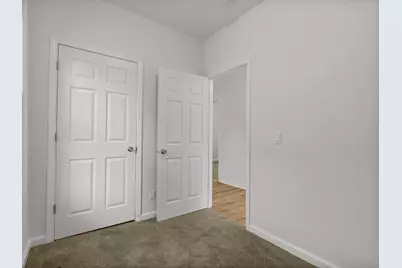 2941 N Dr William Finlayson St, Milwaukee, WI 53212 - Photo 27