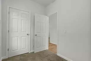 2941 N Dr William Finlayson St, Milwaukee, WI 53212 - Photo 27